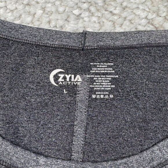 Zyia Active Heather Gray Seamless Long Sleeve Performance T Shirt - Picture 4 of 8